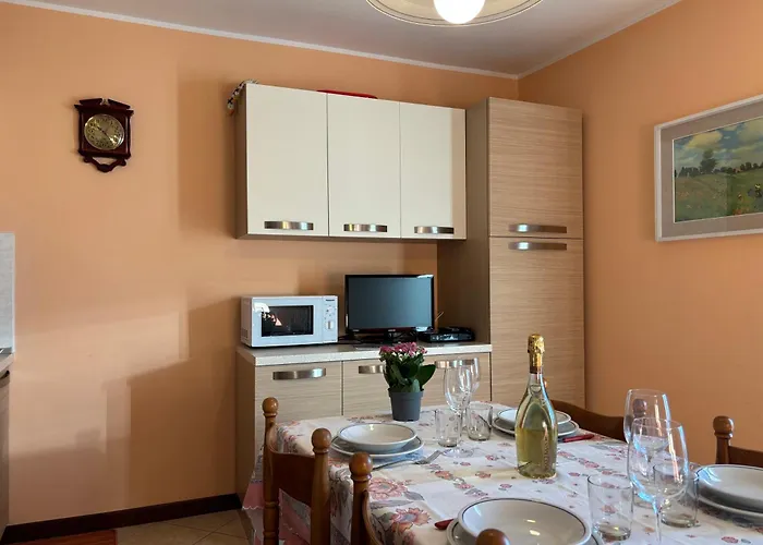 Stunning View Peglio - Larihome A45 *