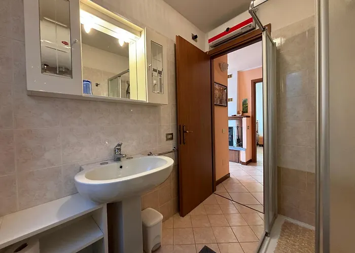 Stunning View Peglio - Larihome A45 Lägenhet *